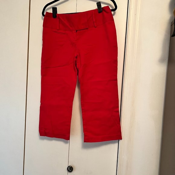 Star City Red Capri Pants - Size 11 - Picture 1 of 4